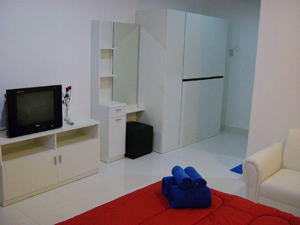 Peter Pan Resort Patong Экстерьер фото